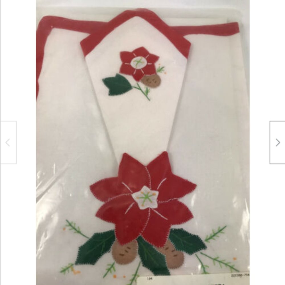 Vtg Christmas Poinsettia Fabric Place Mat + Napkin Set Holiday Applique 1990s